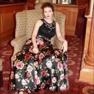 Absolutely beautiful floral two-piece gown